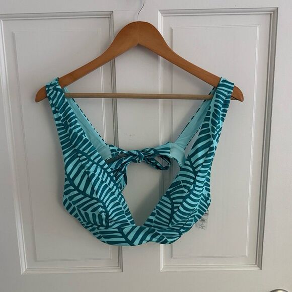 NWOT Vitamin A Longline Plunge Bikini Top in Jade Print Size 2XL - Picture 4 of 7